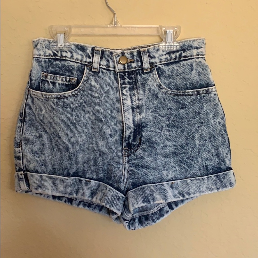 Acid wash jeans